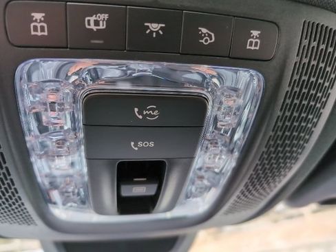 Used 2022 Mercedes-Benz GLE 350 4MATIC image 19