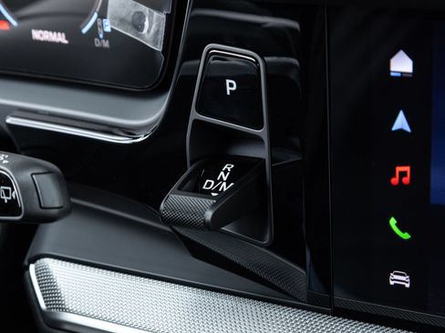 Certified 2026 Porsche Cayenne AWD/4WD image 18