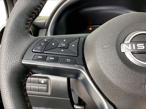 Used 2024 Nissan Kicks SR w/ SR Premium Package image 26