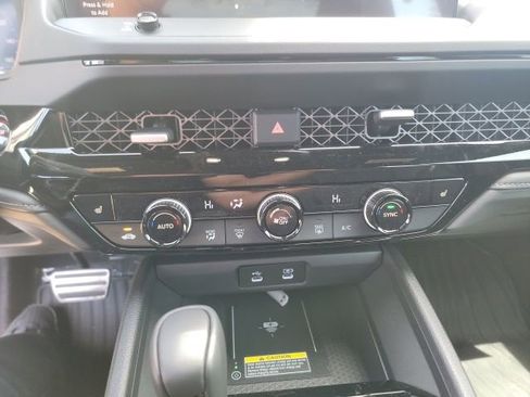 Used 2025 Honda Accord Sport image 13