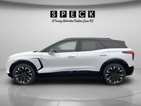 New 2026 Chevrolet Blazer EV RS image 2