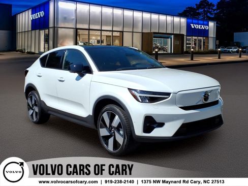Used 2023 Volvo C40 P8 Recharge Ultimate w/ Protection Package Premier AWD/4WD image 1