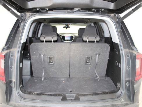 Used 2022 GMC Acadia SLE w/ Driver Convenience Package image 13