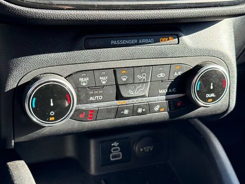 Used 2025 Ford Escape ST-Line Select AWD/4WD image 32