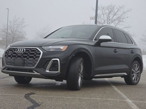 Used 2022 Audi SQ5 Premium Plus w/ Premium Plus Package image 10