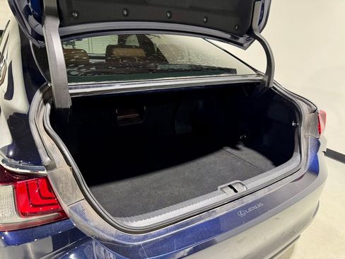 Used 2019 Lexus ES 350 350 Luxury image 9