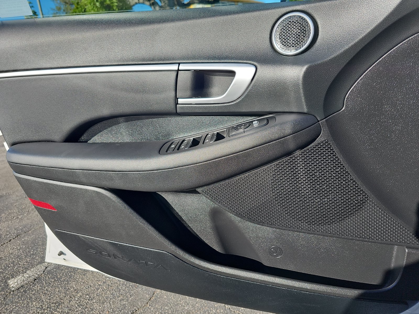 Used 2025 Hyundai Sonata SEL FWD image 28