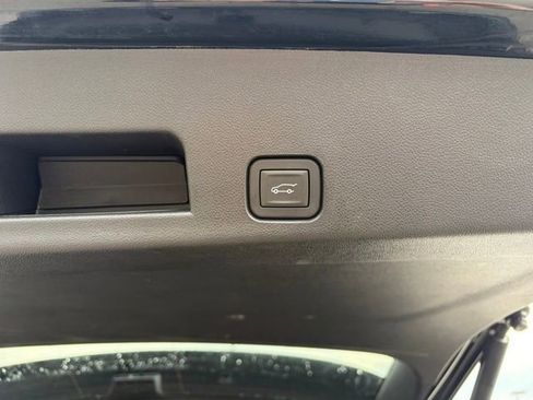 Used 2024 Chevrolet Traverse RS w/ LPO, Floor Liner Package image 30