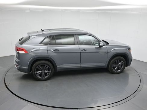 Used 2021 Volkswagen Atlas Cross Sport SE image 52