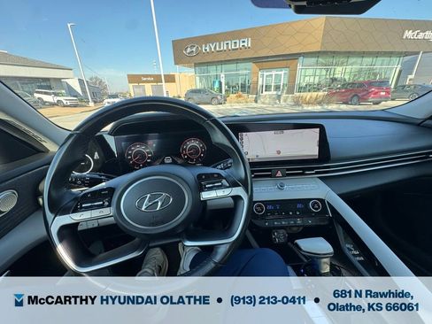 Used 2021 Hyundai Elantra Limited w/ Cargo Package image 3