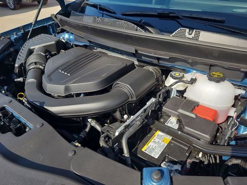 New 2026 Chevrolet Traverse LT w/ Midnight/Sport Edition FWD image 31