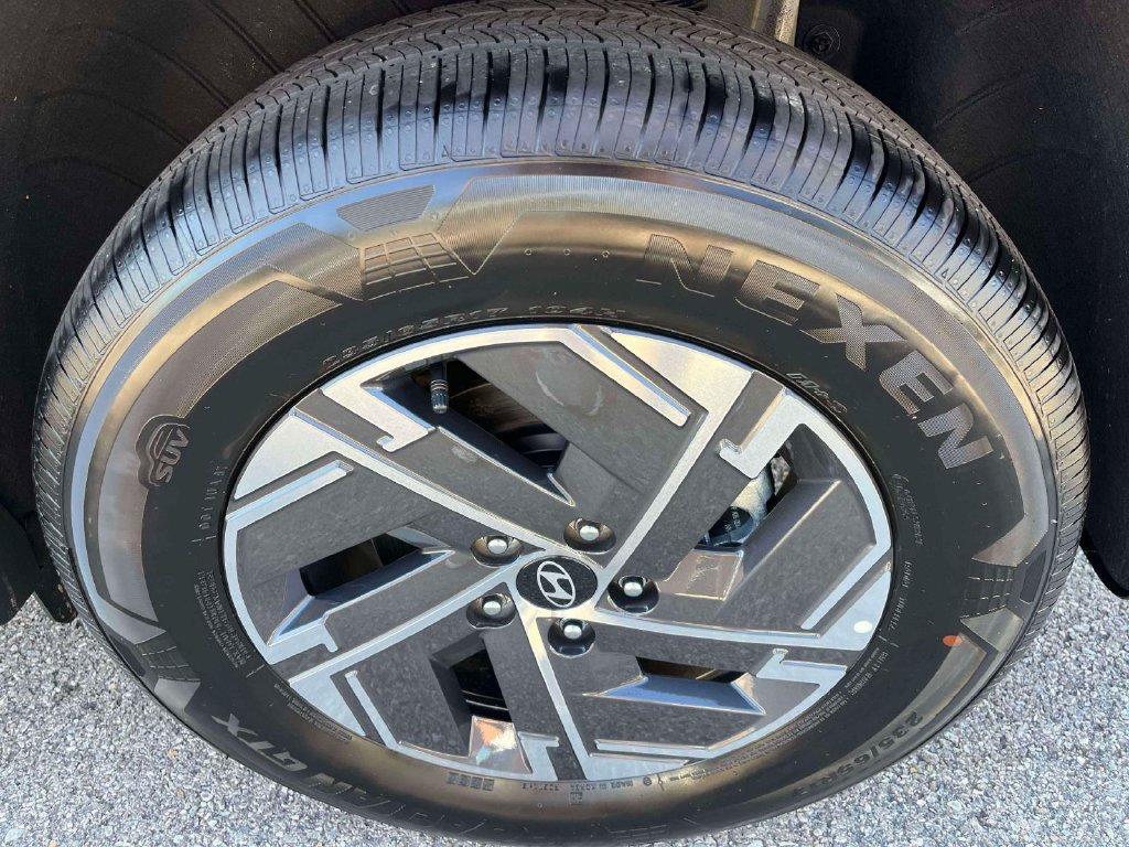 Used 2026 Hyundai Tucson Blue SE FWD image 35