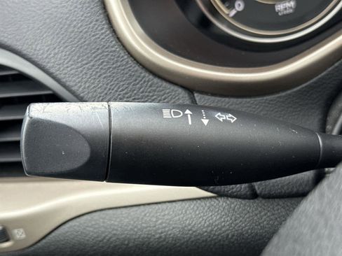 Used 2014 Jeep Cherokee Latitude w/ Cold Weather Group image 21