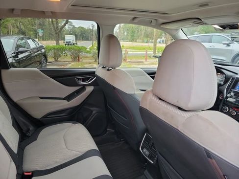 Used 2019 Subaru Forester Premium image 33