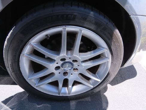 Used 2009 Mercedes-Benz SLK 300 image 15