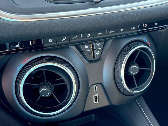 New 2026 Chevrolet Blazer LT w/ Convenience Package FWD image 17