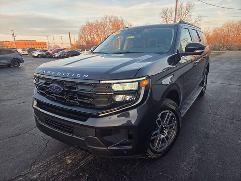 New 2026 Ford Expedition Max Active image 6