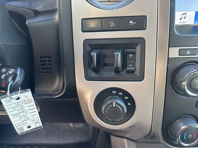Used 2017 Ford Expedition EL XLT w/ Equipment Group 202A AWD/4WD image 18