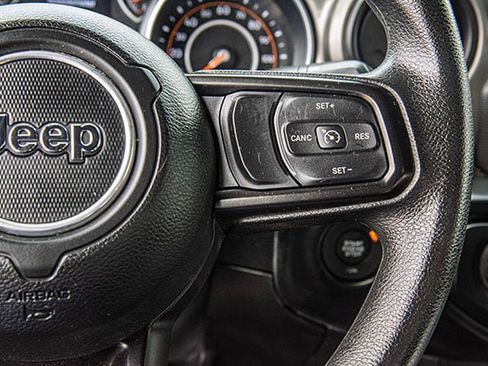 Used 2019 Jeep Wrangler Unlimited Sport AWD/4WD image 10