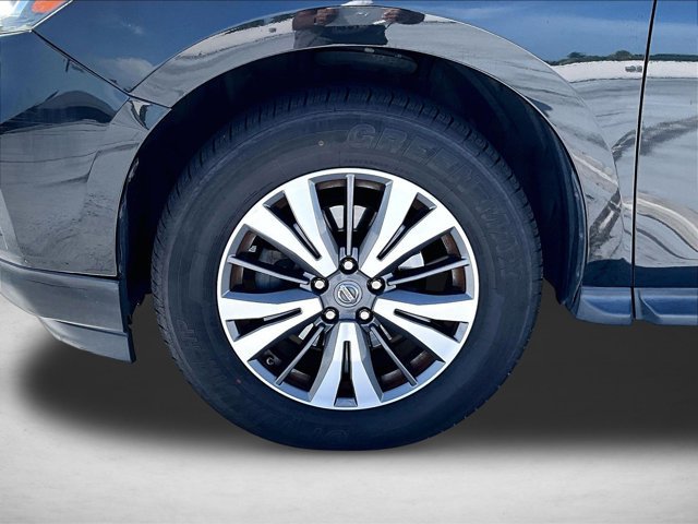 Used 2017 Nissan Pathfinder SV FWD image 10