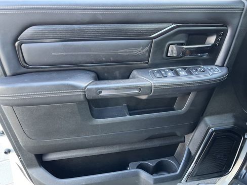 Used 2024 RAM 2500 Limited AWD/4WD image 28