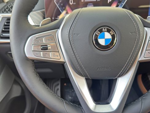 Used 2024 BMW X7 xDrive40i AWD/4WD image 23