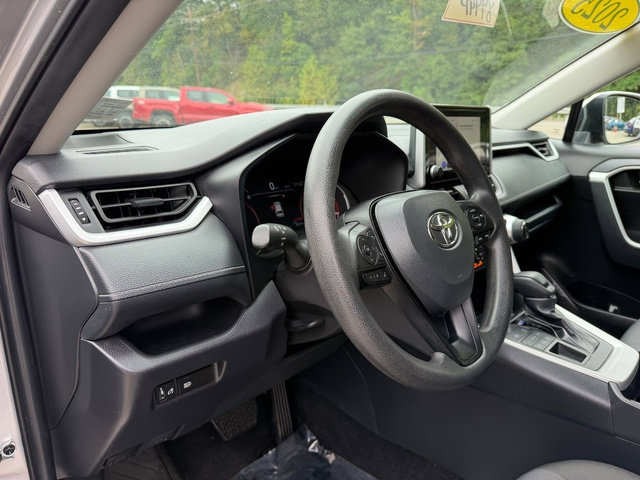 Certified 2025 Toyota RAV4 XLE AWD/4WD image 14