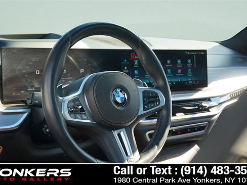 Used 2024 BMW X7 M60i w/ Executive Package image 31