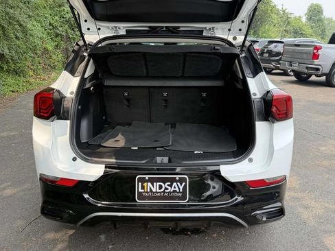 Certified 2024 Buick Encore GX Sport Touring AWD/4WD image 13