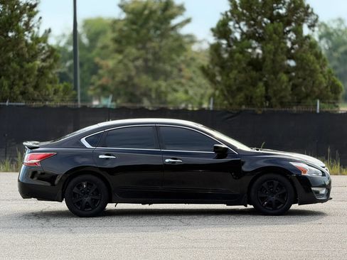 Used 2015 Nissan Altima 2.5 S w/ Power Driver Seat Package FWD image 7