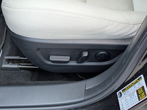 Certified 2025 MAZDA CX-30 AWD 2.5 S w/ Premium Package image 20