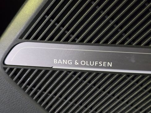 Used 2023 Audi Q5 2.0T Premium Plus w/ Premium Plus Package image 11