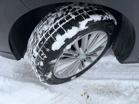 Used 2021 Hyundai Kona SEL Plus image 16