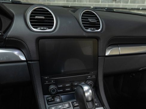 Used 2021 Porsche 718 Boxster RWD image 49