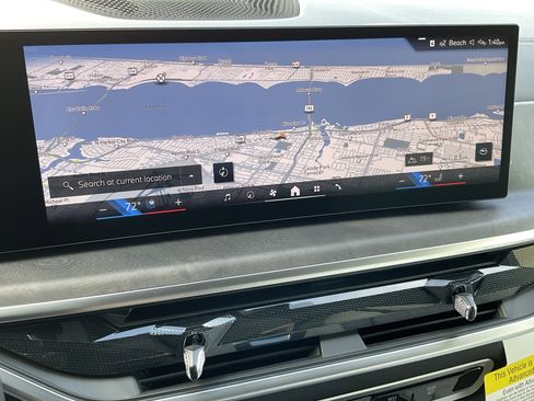 New 2026 BMW X7 xDrive40i image 18