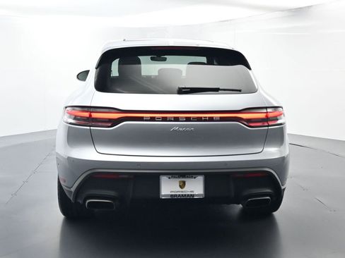 Used 2022 Porsche Macan image 13