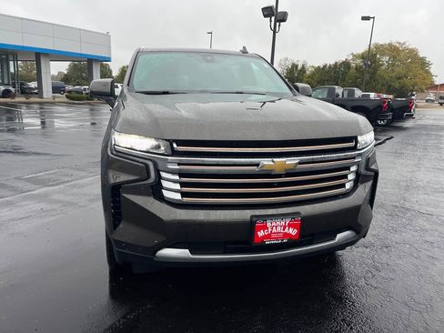 Used 2021 Chevrolet Suburban High Country image 8