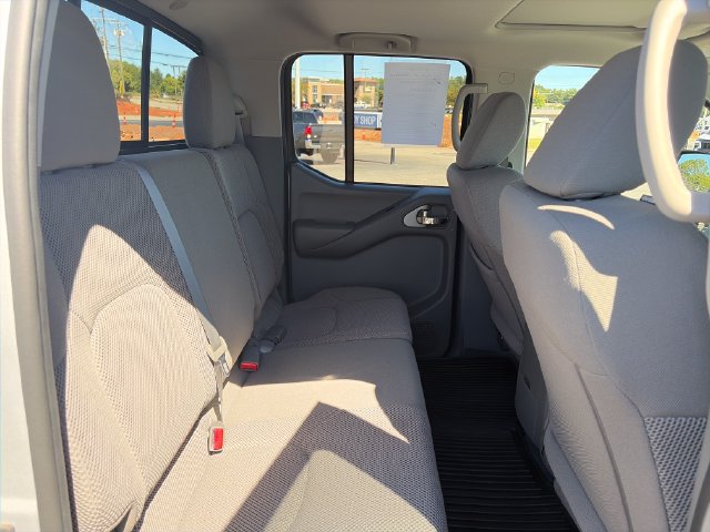 Used 2019 Nissan Frontier SV w/ Value Truck Package AWD/4WD image 13