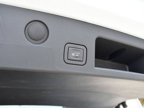 New 2026 GMC Terrain Elevation image 11