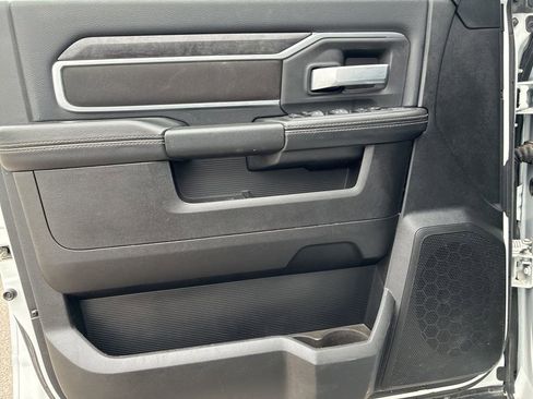 Used 2024 RAM 3500 Big Horn image 11