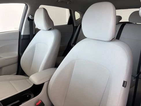 Used 2024 Hyundai Kona SEL FWD image 24