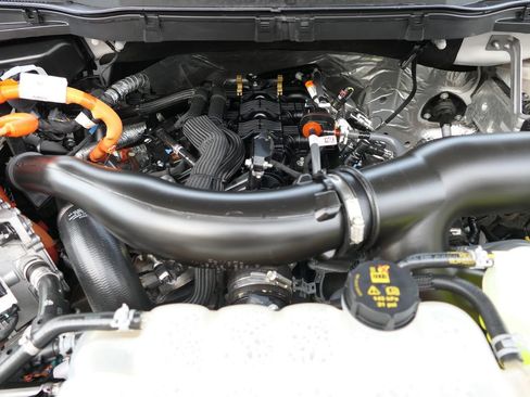 Used 2024 Ford F150 XLT w/ Equipment Group 302A MID image 31