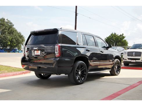 Used 2020 GMC Yukon SLT w/ Premium Edition image 5