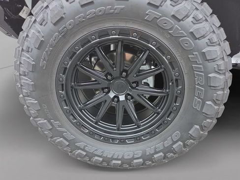New 2026 Ford Bronco Outer Banks AWD/4WD image 38