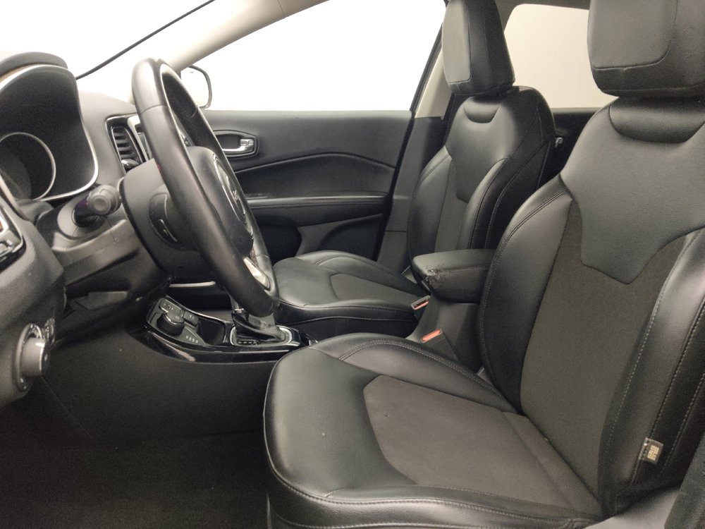 Used 2021 Jeep Compass Latitude w/ Sun and Sound Group AWD/4WD image 17