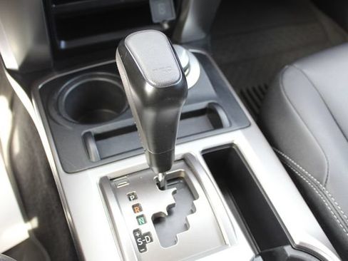 Used 2022 Toyota 4Runner TRD Sport AWD/4WD image 28