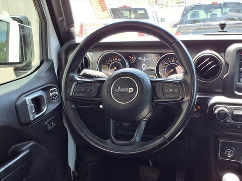 Used 2022 Jeep Gladiator Sport AWD/4WD image 12