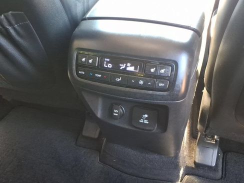 Used 2021 Hyundai Palisade Limited w/ Cargo Package AWD/4WD image 21