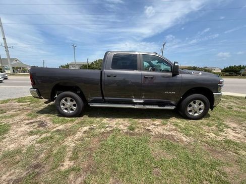 Used 2026 RAM 2500 Big Horn AWD/4WD image 8