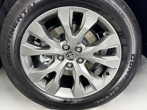 Used 2025 Toyota Grand Highlander AWD Hybrid image 37